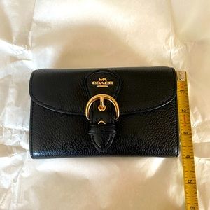 Coach Medium Ladies Wallet. Black leather with gold hardware.